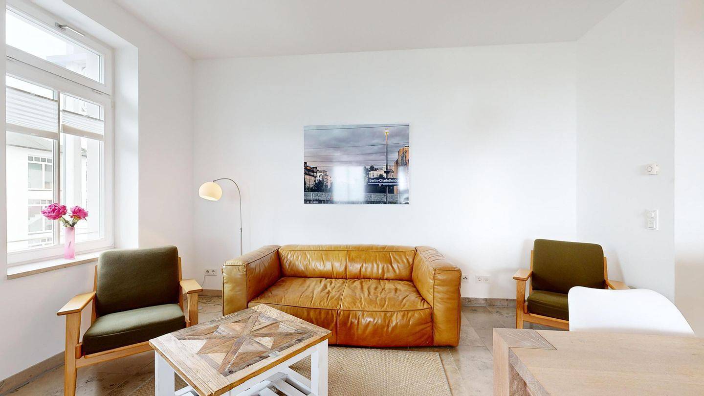 Ganze Wohnung, Helle, komfortable Ferienwohnung mit einem traumhaften Balkon mit Meerblick in Ostseebad Binz, Binz