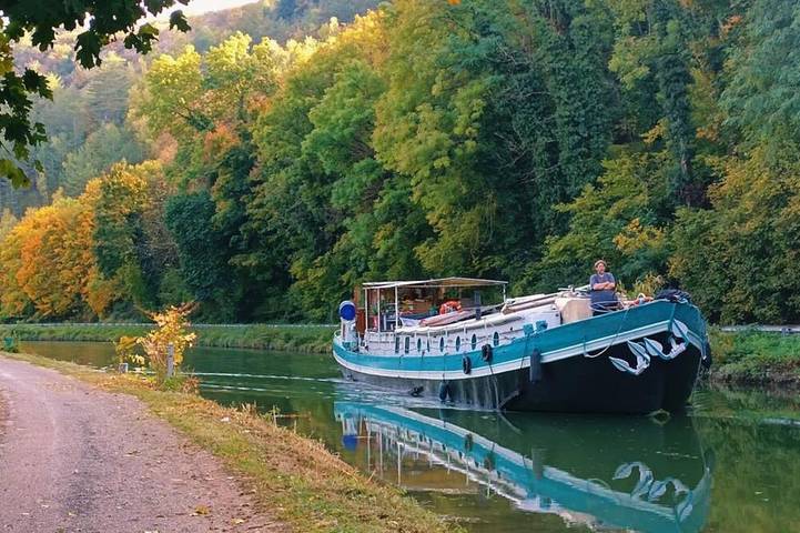 Péniche pour 7 personnes, avec balcon, animaux acceptés - 1