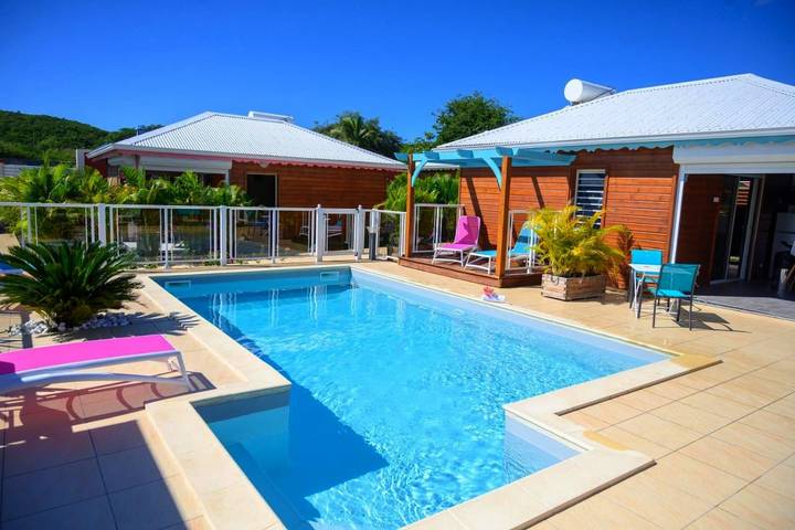 Location de vacances pour 4 personnes, avec jardin ainsi que piscine et jacuzzi à Anse-Bertrand - 2