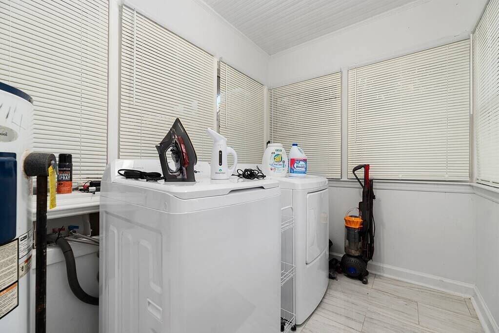 \"Maple Cottage\" - Spacious 4Br Family Home in Safe Neighborhood in Gastonia in Gastonia, Gaston County