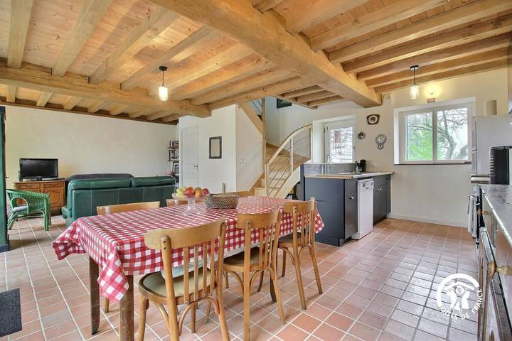 Gîte pour 6 personnes, avec jardin