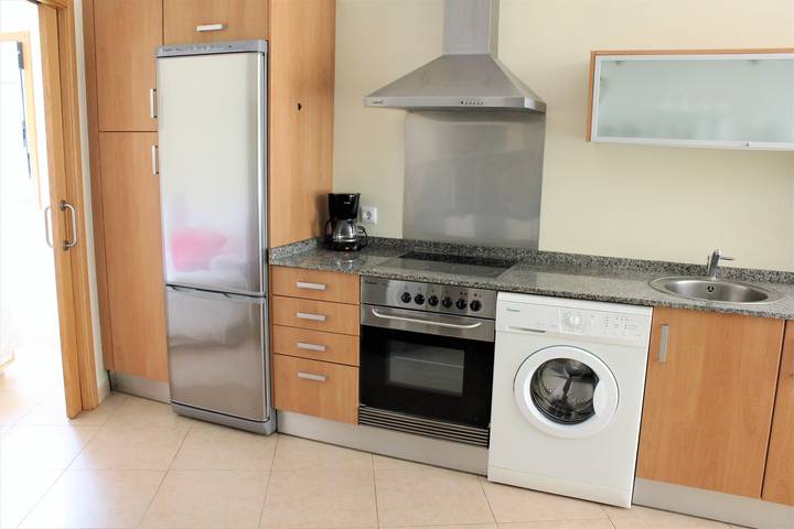 Entire apartment, Holiday apartment for 3 people with balcony in Playa San Juan, Guía de Isora