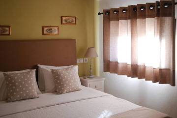 Villa for 6 People in Skiathos, Decentralized Administration of Thessaly - Central Greece, Photo 4