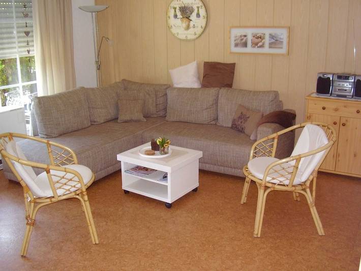 Ferienwohnung für 3 Personen, mit Terrasse, mit Haustier in Neßmersiel