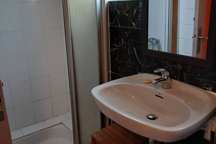 Location de vacances pour 3 personnes dans Plage de Lestrevet - 4
