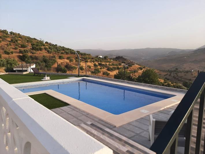 Casa de vacaciones para 6 personas, con vistas al lago y piscina - 1