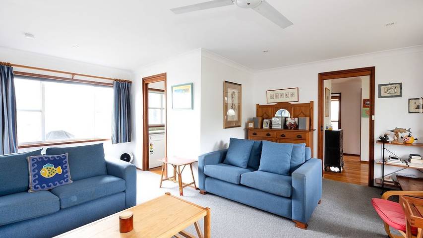 Holiday home for 8 people, with terrace and garden in Bawley Point