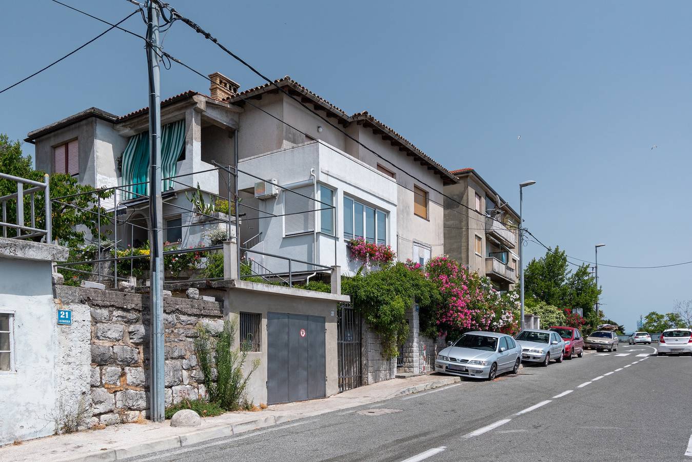 Ganze Wohnung, 2-Zimmer-Ferienwohnung mit Terrasse Rijeka -a in Plaža Villa Nora, Rijeka