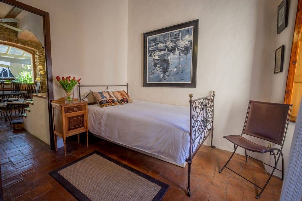 Appartement entier, Can Felip Appartement 1 dans un bâtiment classé Xviiic in Palafrugell, Costa Brava