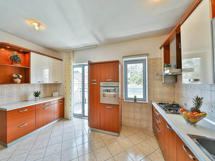 Villa Antonija in Razanj (Nišava), Condado de Sibenik-Knin