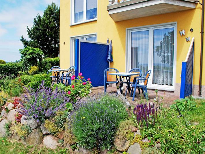 Ganze Ferienwohnung, Ferienwohnungen Haus Inselblick mit Seeblick - Ferienwohnung Lee mit Seeblick in Göhren, Rügen