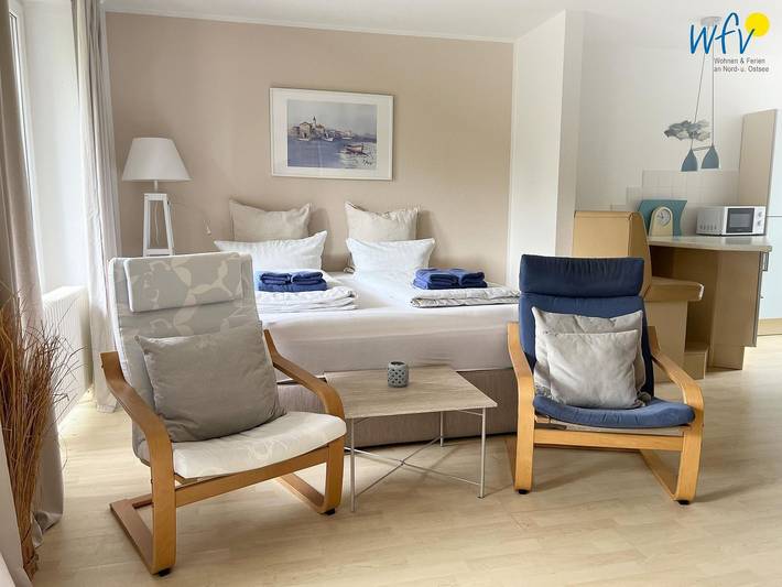 Ganze Wohnung, Ferienwohnung auf Wangerooge mit Garten, Balkon und überdachter Terrasse in Wangerooge