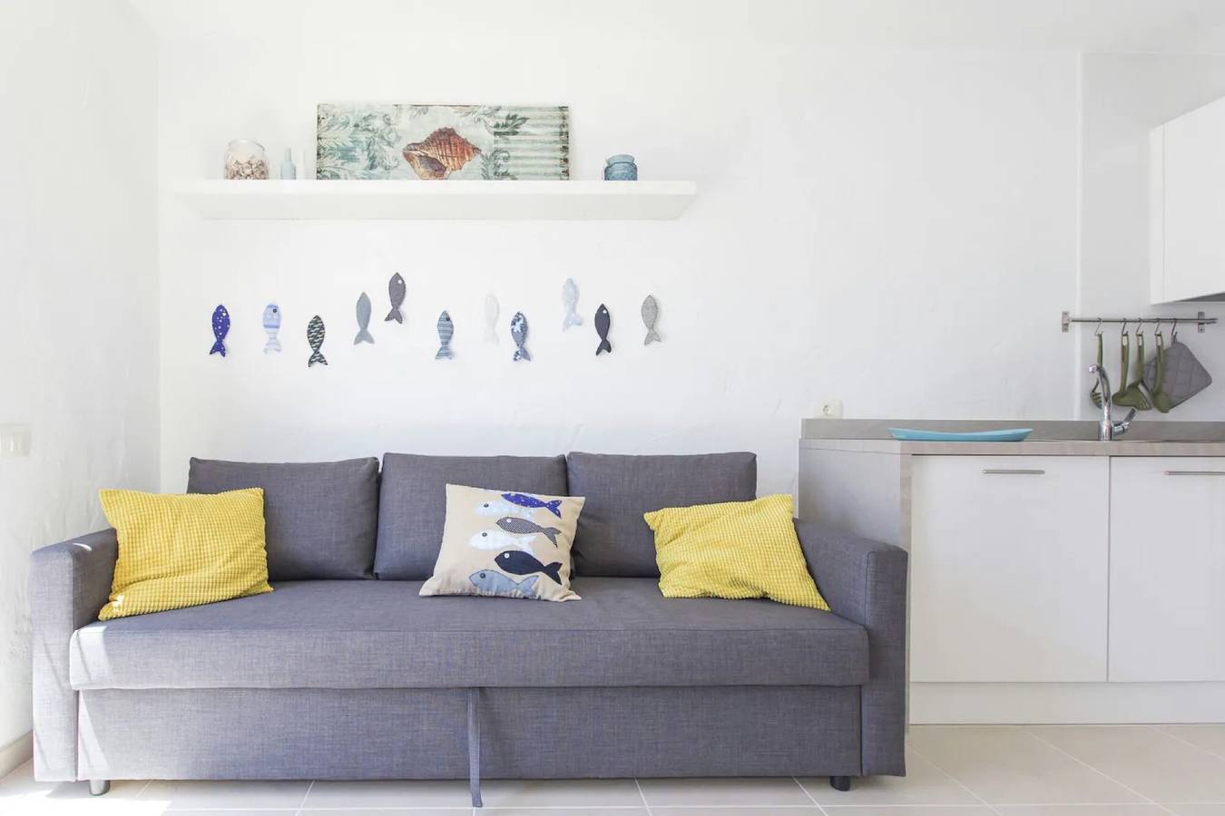 Apartamento entero, Apartamento de vacaciones 'Casita Del Sol' con piscina privada, terraza privada y Wi-Fi in Caleta de Fuste, Antigua