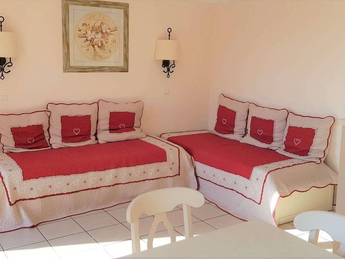 Location de vacances pour 8 personnes, avec piscine à Grospierres - 4