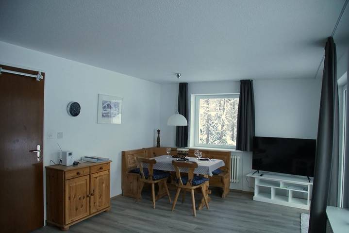 Ferienwohnung für 3 Personen, mit Terrasse und Garten in Pontresina - 2