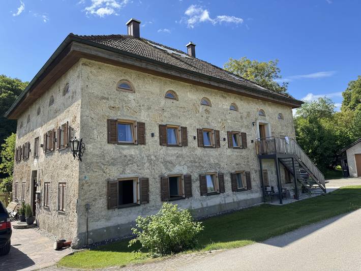 Ferienwohnung für 4 Personen, mit Balkon und Terrasse sowie Garten