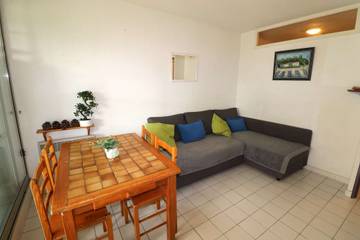 Appartement De Vacances pour 5 Personnes dans Le Grau-du-Roi, Région de Nîmes, Photo 1