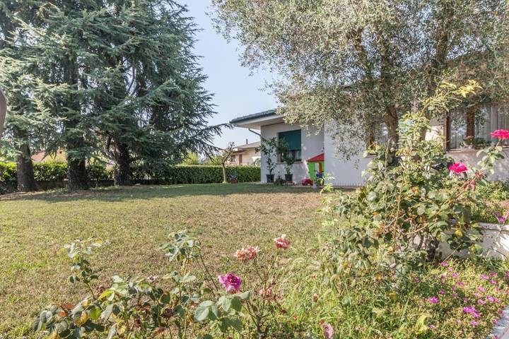 Location de vacances pour 5 personnes, avec jardin à San Biagio di Callalta