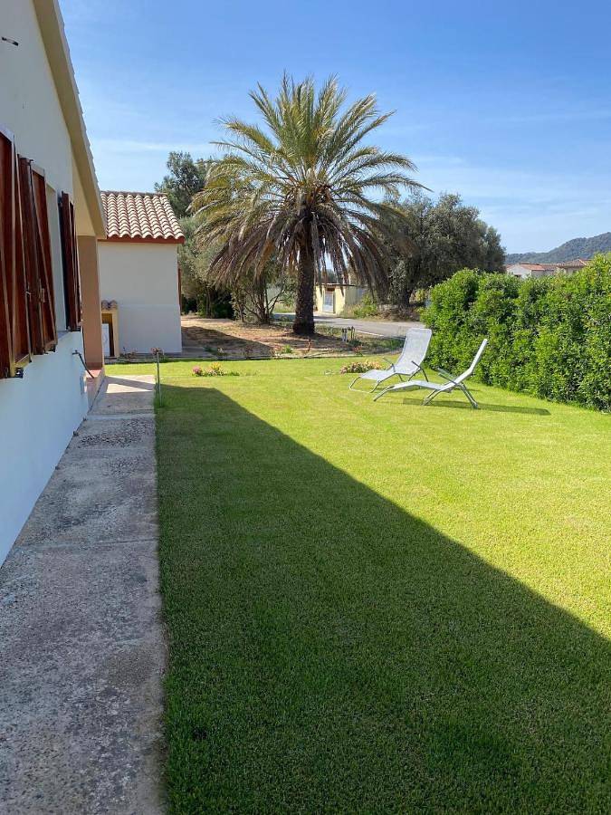 Gîte pour 2 personnes, avec jardin et vue, animaux acceptés à Castiadas - 4