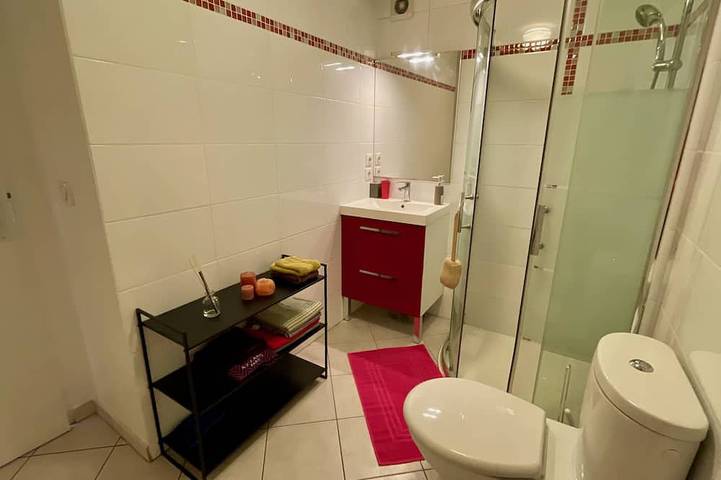 Gîte pour 2 personnes, avec terrasse et jardin à Bagneux - 4