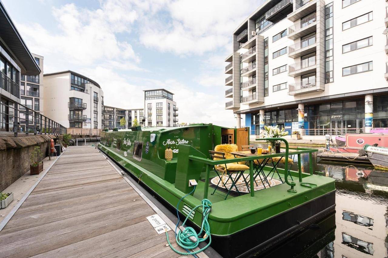 Edinburgh - Houseboats in Edinburgh, Edinburgh and Lothian