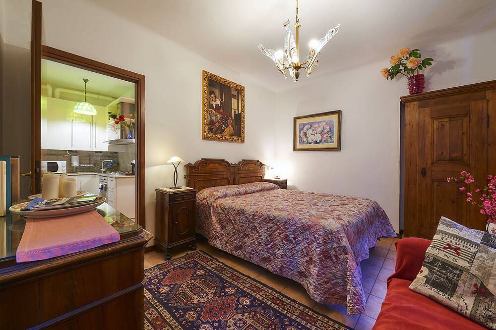 Ganze Wohnung, \"Casa Di Mezzo\" Varenna Zentrum, See von Como schön, wie von Rick Steves geschrieben in Varenna, Gemeinde Varenna