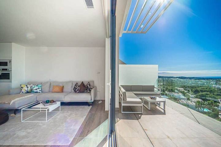 Holiday apartment for 6 people, with pool and balcony - 1