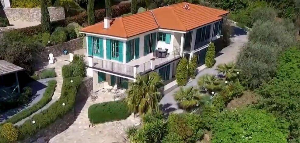 Ferienhaus für 10 Personen, mit Balkon und Terrasse sowie Garten und Pool