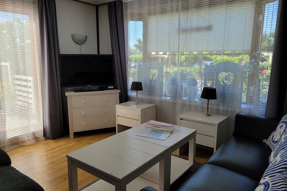 Chalet Jantje 291 Recreatiepark Burghorn in Schagen Noord-Holland, nabij Callantsoog in Schagen, Nederlandse Noordzeekust