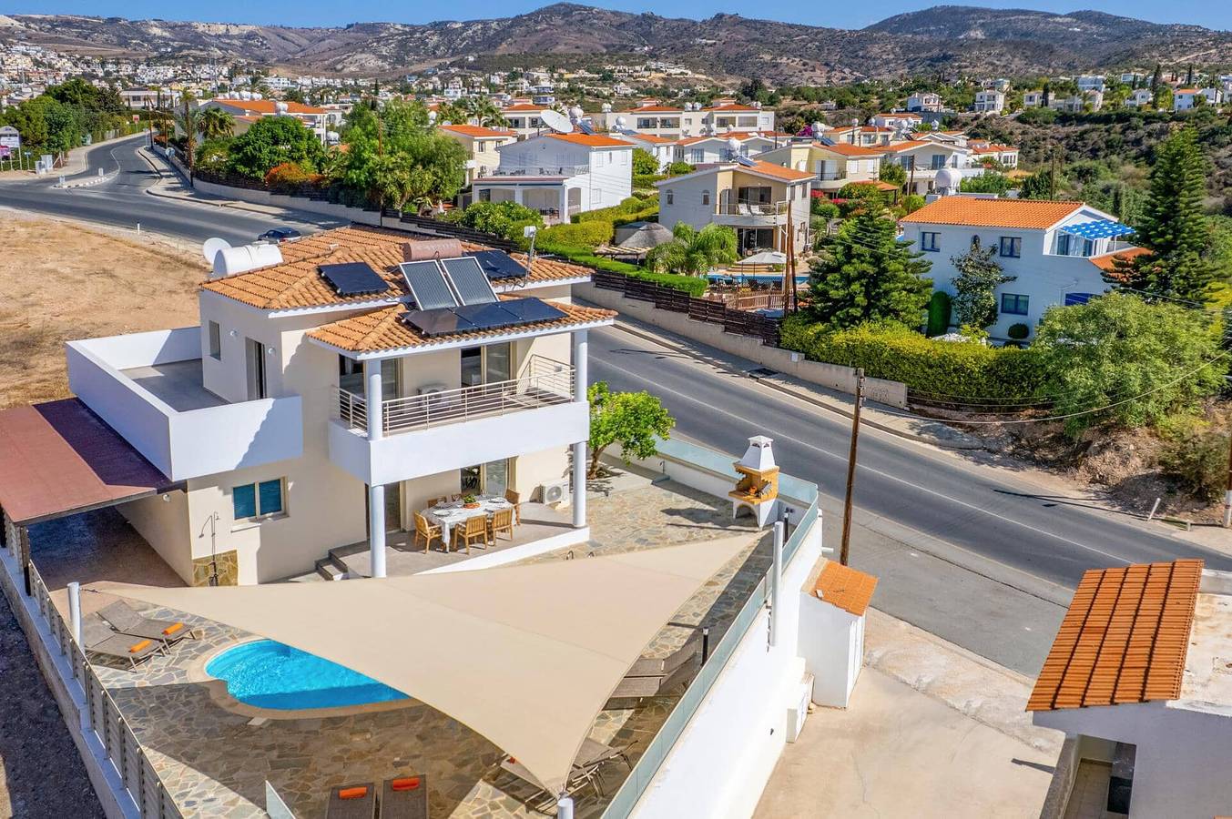 Villa für 8 Personen mit Garten in Peyia, Südzypern