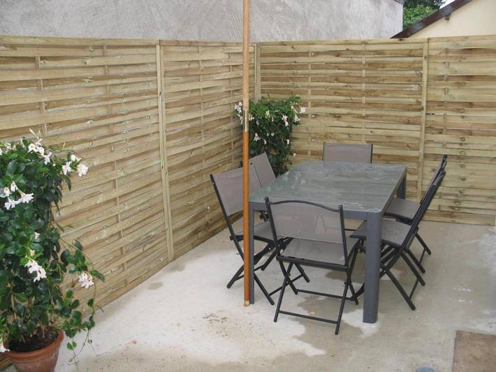 Location de vacances pour 6 personnes, avec terrasse à Bragelogne-Beauvoir - 3