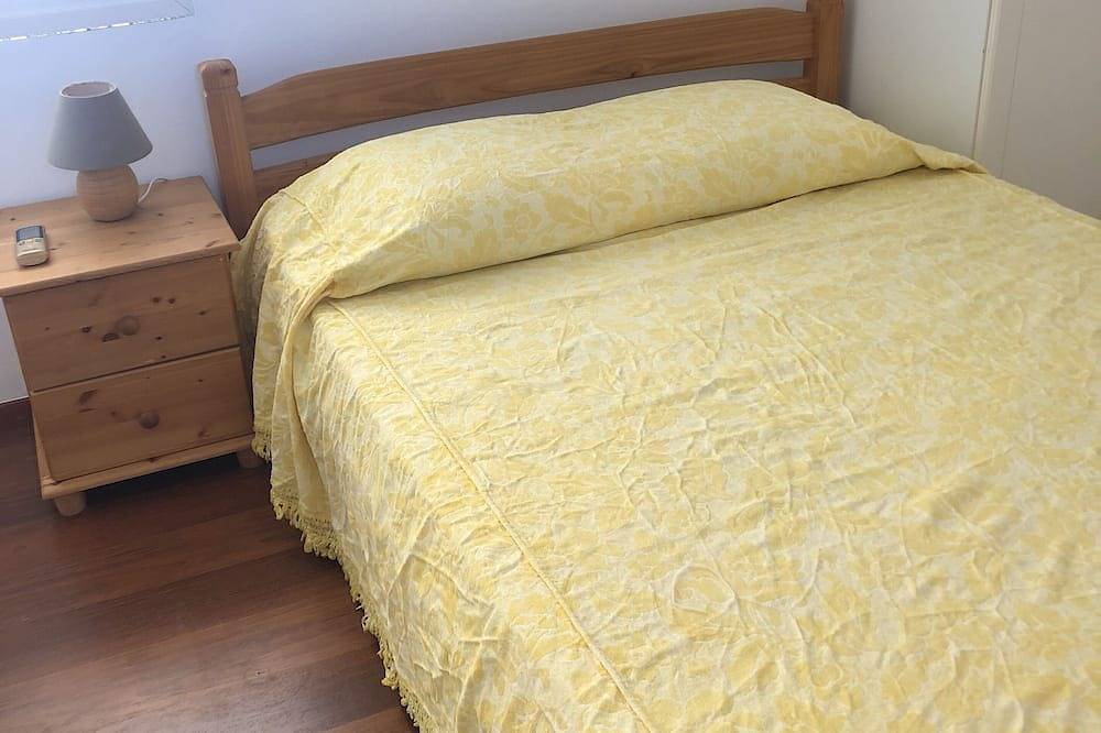 Villa Carline in a residence with private beach in Le Diamant, Martinique