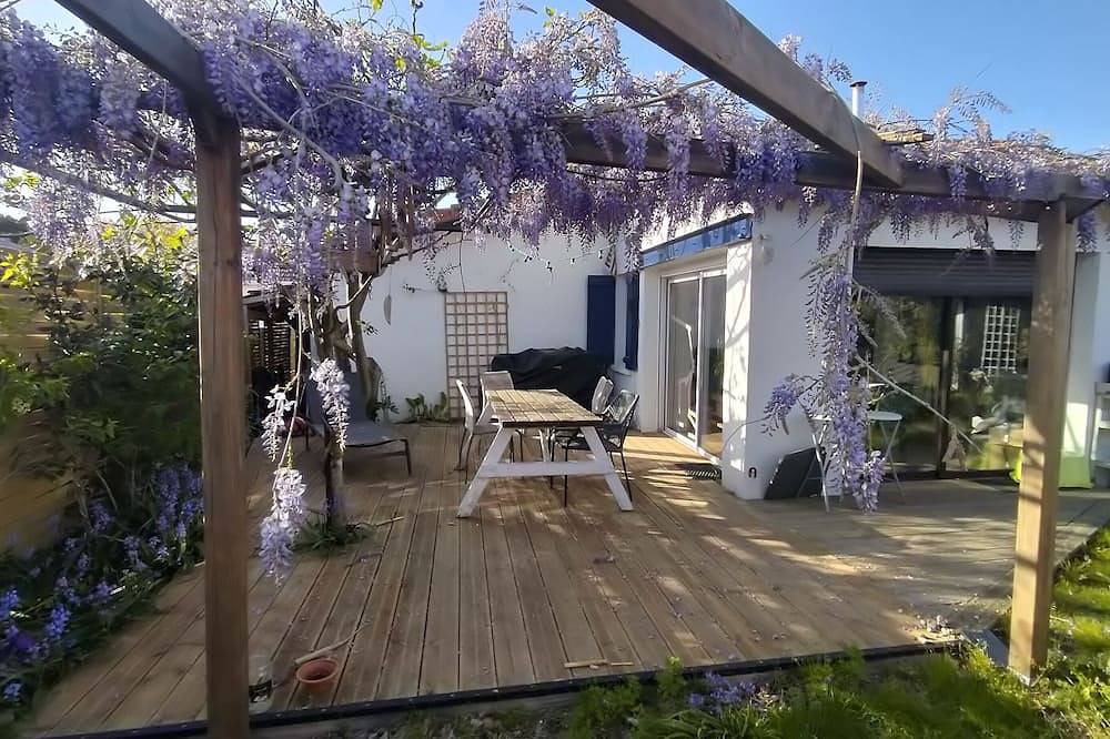 Bassin d'Arcachon house, garden and outbuilding. Near train station.4 bdrms in Biganos, Arcachon und Umgebung