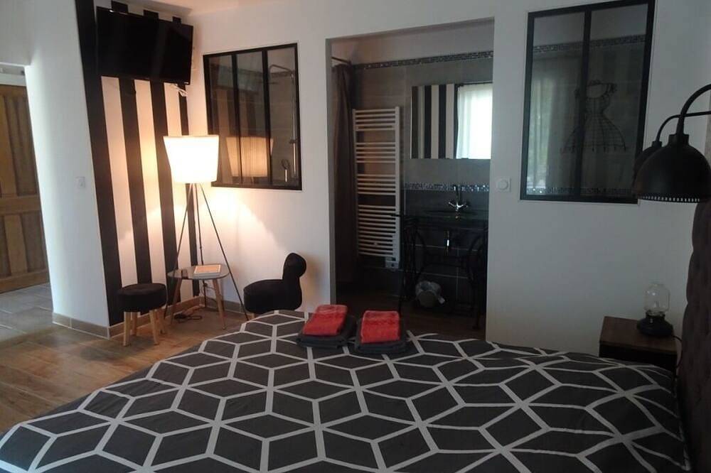 Mas Provençal avec vue sur le Géant de Provence in Puyméras, Parc naturel régional du Mont-Ventoux