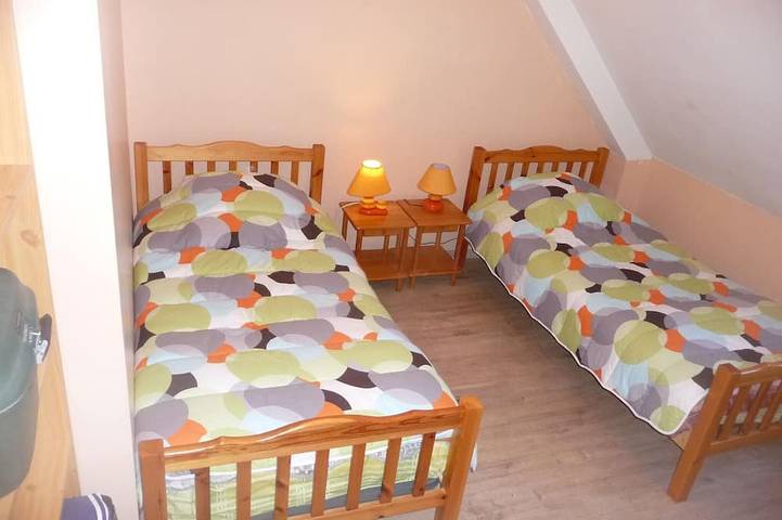 Location de vacances pour 4 personnes, avec piscine ainsi que terrasse et jardin à Pleuven - 3