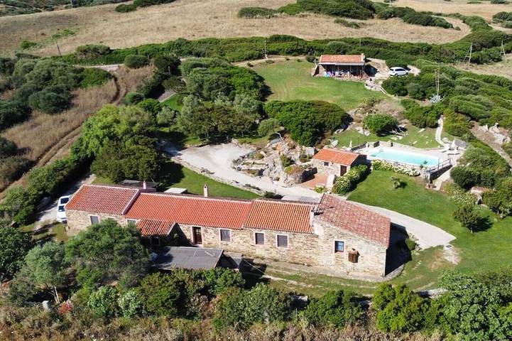 Ferienhaus für 7 Personen, mit Pool und Terrasse sowie Garten - 1