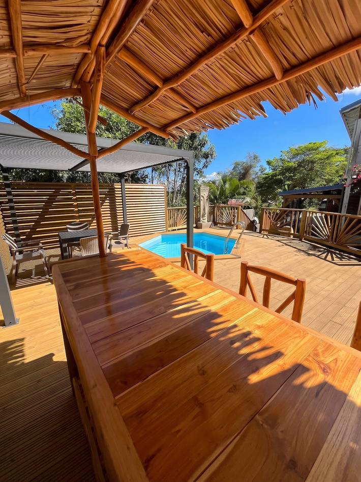 Appartement entier, Appartement avec vue jardin à Deshaies 80 m² avec piscine in Deshaies, Guadeloupe