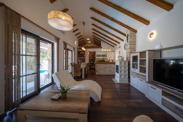 Ferienhaus für 3 Personen, mit Garten und Pool sowie Terrasse und Whirlpool, mit Haustier in Zadar - 2