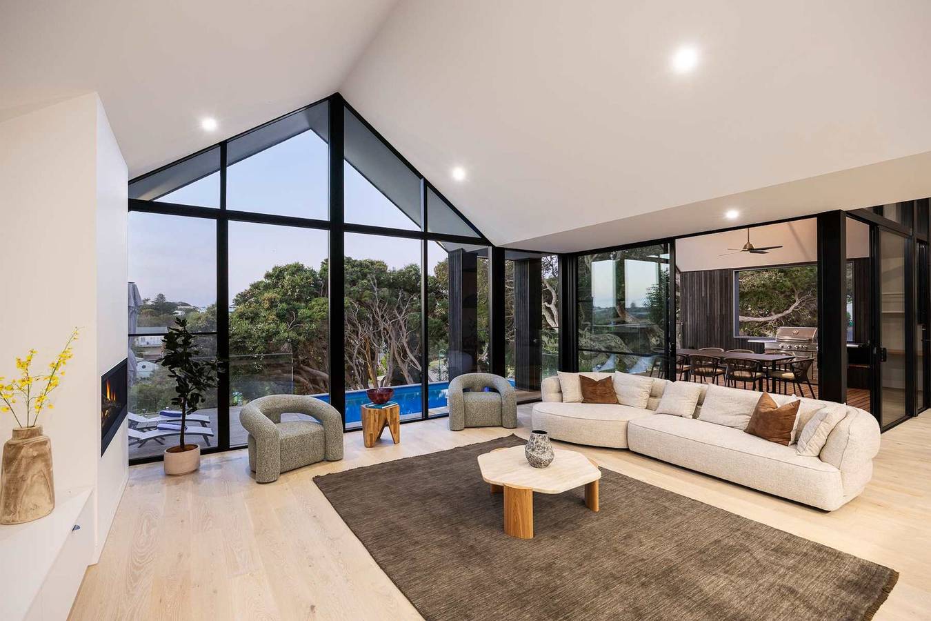 Maison Noir Sorrento in Melbourne, Mornington Peninsula