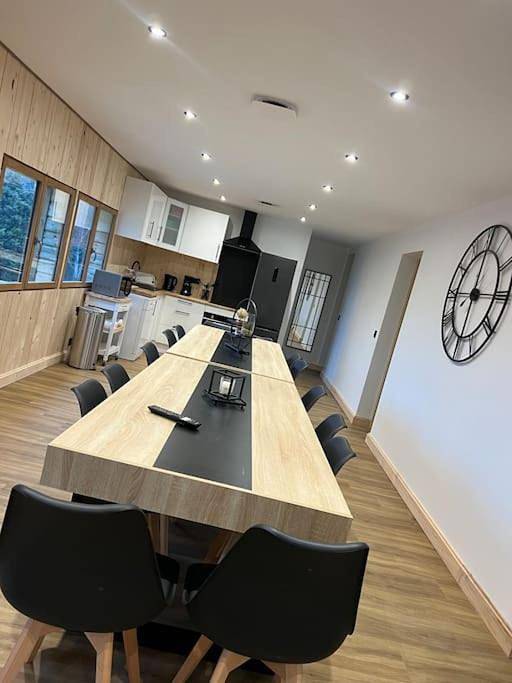 Gîte pour 15 personnes dans Lac des Settons (Montsauche-les-Settons)