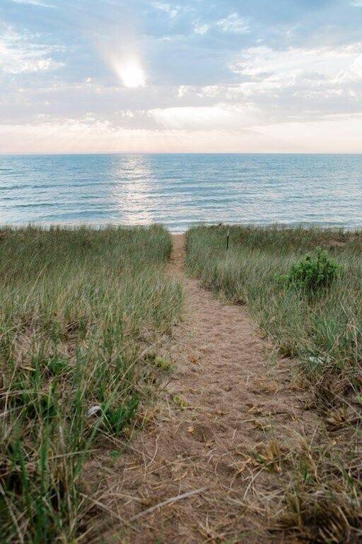 Exquisite Private Lake Front Family Home in Manistee, Manistee County