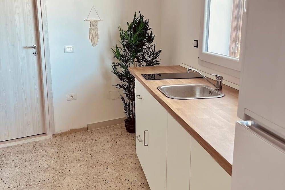 Apartamento entero, Sicily Apartment 4 - Blue Waves🌊 — 5 min from the beach! in Campofelice di Roccella, Provincia de Palermo