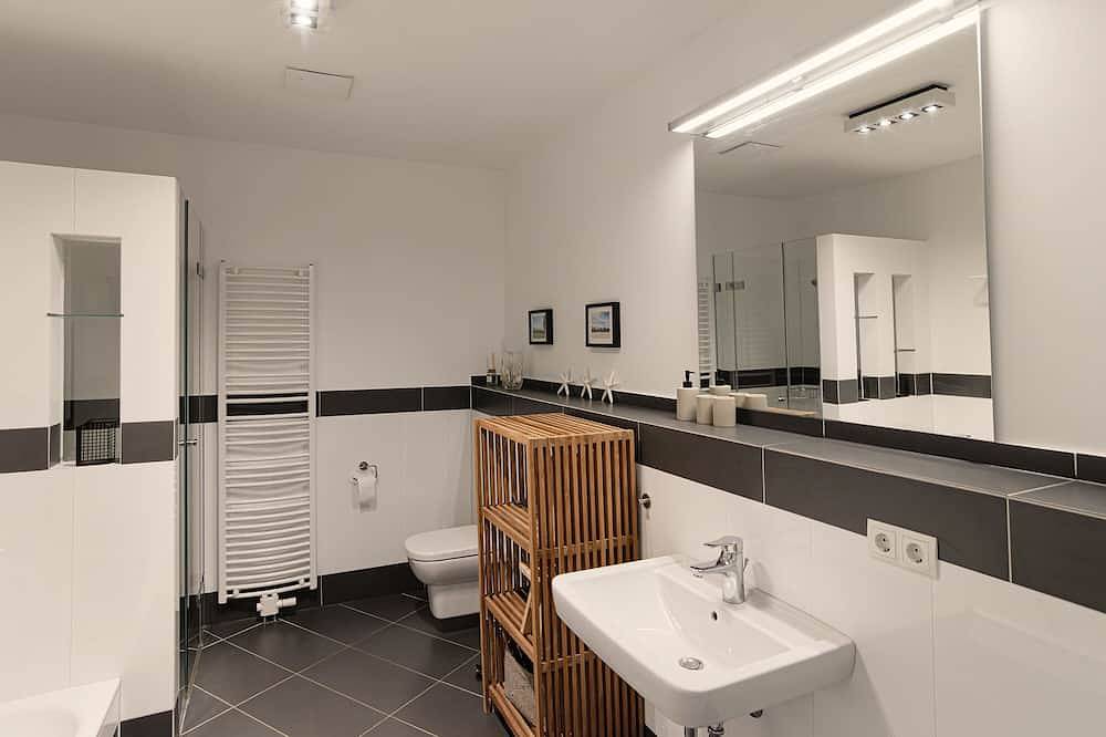 Ganze Wohnung, Ferienwohnungen Nicolai - Beach Loft Stein in Wendtorfer Strand, Stein