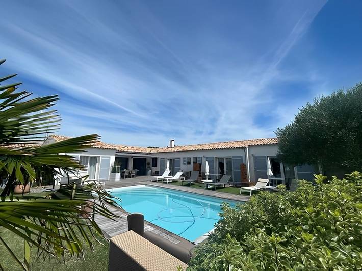 Gîte pour 2 personnes, avec Jardin et Piscine en Charente-Maritime