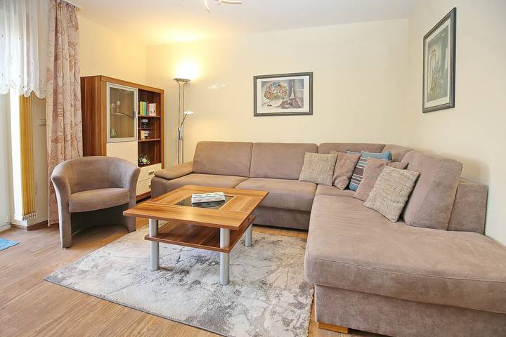 Ferienwohnung für 4 Personen, mit Balkon in Tarnewitz - 2