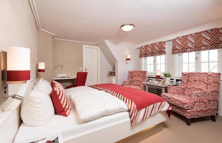Doppelzimmer, teilweise mit Meerblick in Nordfriesische Inseln (Schleswig-Holstein) (Schleswig-Holstein), Kampen (Sylt)