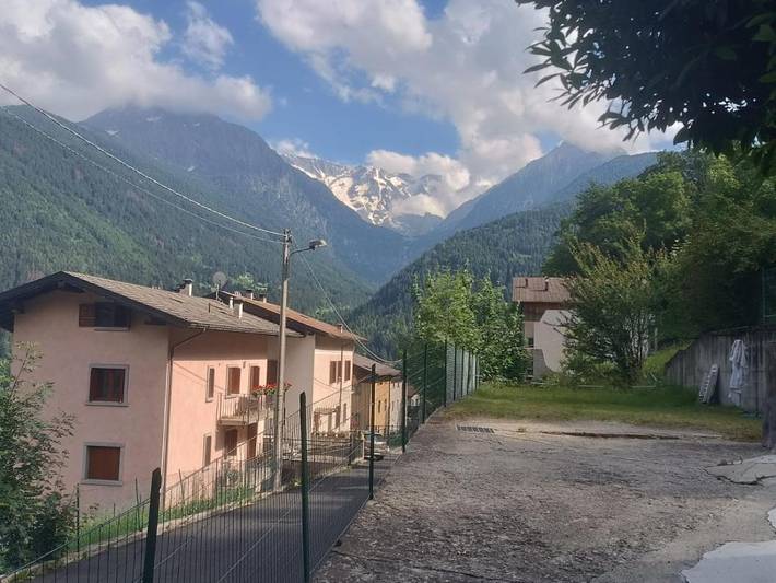 Casa vacanza per 3 persone, con Panorama a Vezza d'Oglio