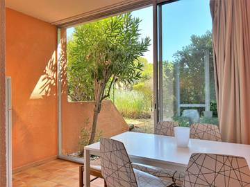 Appartement De Vacances pour 4 Personnes dans Bormes-les-Mimosas, Région de Toulon, Photo 1