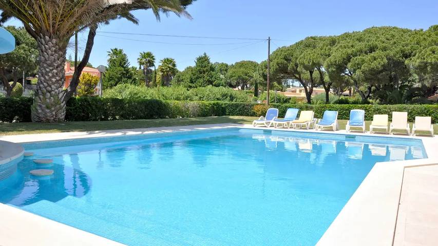 Villa pour 13 personnes, avec jardin et piscine à Vilamoura - 2