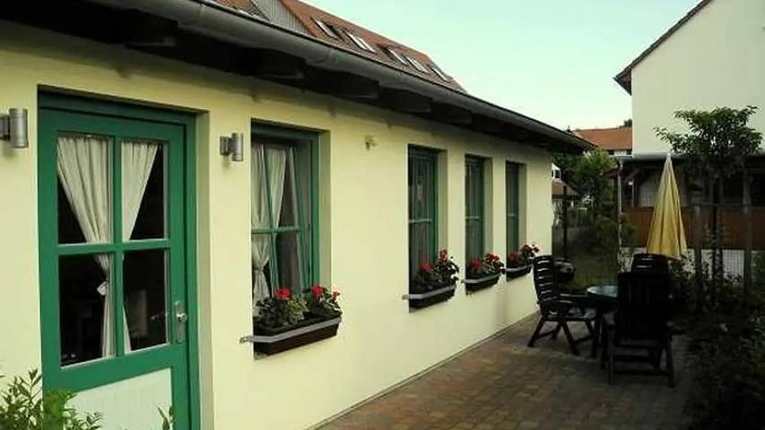Bungalow für 2 Personen, mit Terrasse und Garten in Graal-Müritz - 2